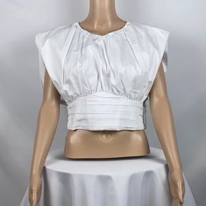 White sleeveless crop top Blouse